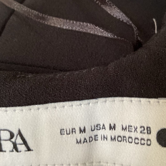 Elegant Black V-Neck Dress by Zara, Medium - Picture 8 of 10